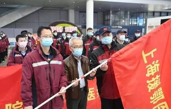 <span>致敬最美逆行者！汇付天下向华山医院定向捐赠人民币210万元</span>(图4)